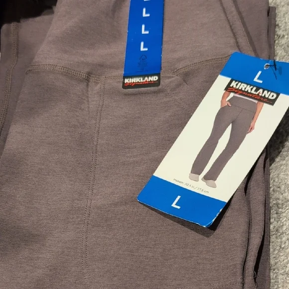 Kirkland Signature Women's Brown Flare Pants - Picture 5 of 6